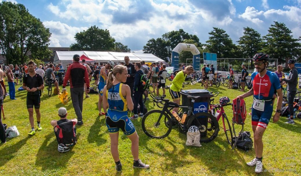 Helpen Tijdens 38ste Triathlon Van Nieuwkoop - De Nieuwkoper